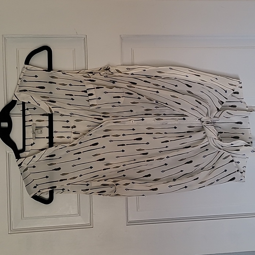 JOIE silk tie front blouse